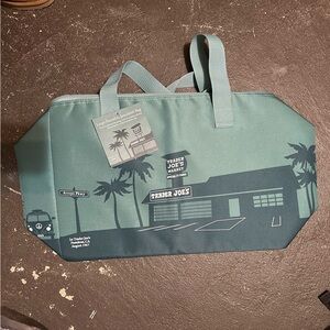 Trader Joe’s Dusty Blue 8 Gallon Large Insulated Bag